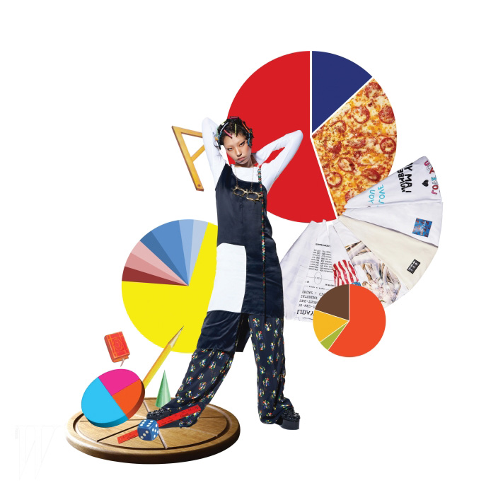 티셔츠는 타미 힐피거 데님 제품. 5만8천원. 슬리브리스 드레스와 꽃무늬 팬츠는 모두 포츠 1961 제품. 가격 미정. 입체적인 꽃 장식이 멋진 검정 플랫폼 슬리퍼는 펜디 제품. 1백92만원. 선글라스 모양의 금색 목걸이는 소니아 보야지안 by 분더샵 제품. 79만원. 왼쪽부터ㅣ줄무늬 티셔츠는 럭키 슈에뜨 제품. 14만8천원. 빼곡한 레터링 디테일 티셔츠는 오디너리피플 제품. 4만5천원. 성조기 프린트 티셔츠는 타미 힐피거 데님 제품. 5만8천원. 미래적인 로봇 프린트 티셔츠는 Junn.J 제품. 26만원. 심플한 로고 티셔츠는 87MM 제품. 3만6천원. 그래픽 프린트 티셔츠는 문수권 세컨드 제품. 4만3천원. 사랑스러운 글귀로 가득한 티셔츠는 겐조 제품. 29만원.