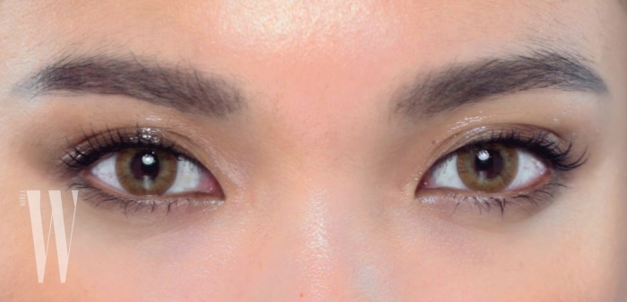 BROWN EYE 2
