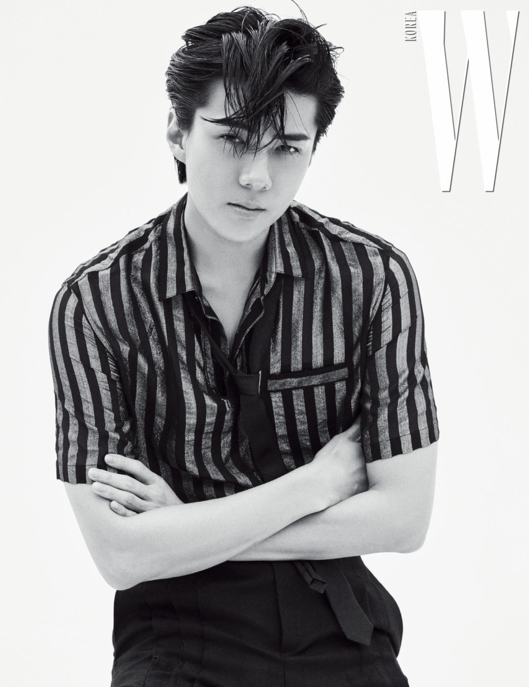 Sehun, Chanyeol - 190627 W Korea magazine, July 2019 issue Credit