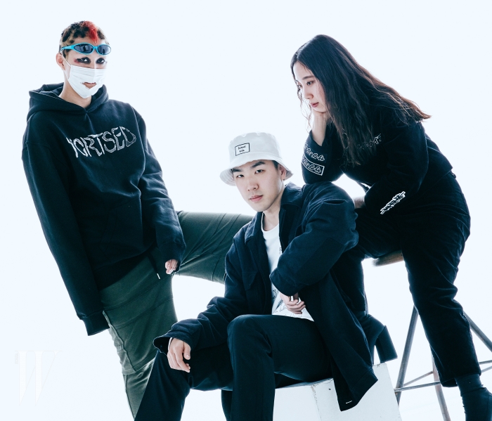 왼쪽부터ㅣ99%IS의 디자이너 박종우, 혜인서(HYEINSEO)의 디자이너 이진호, 서혜인.