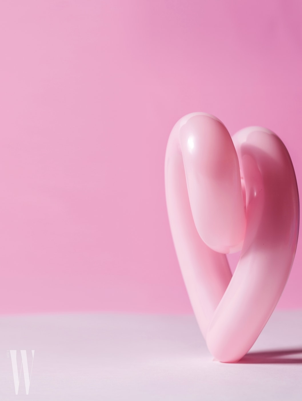 Heart shaped balloon in pink