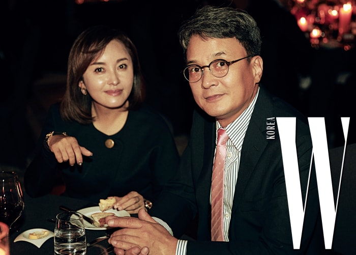 방송 그대로 잉꼬부부 모습을 보여준 김선진, 조민기 부부.