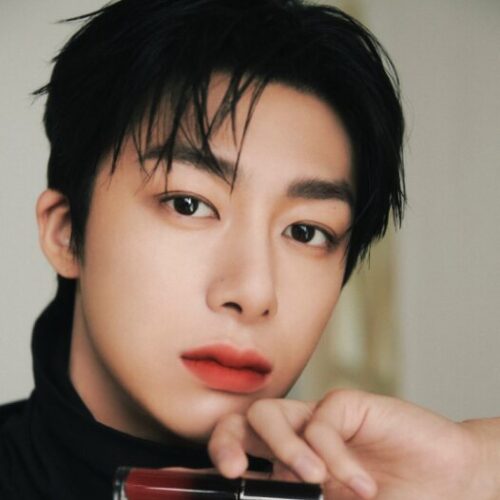 Beauty World Taken Over by Idols | W Korea