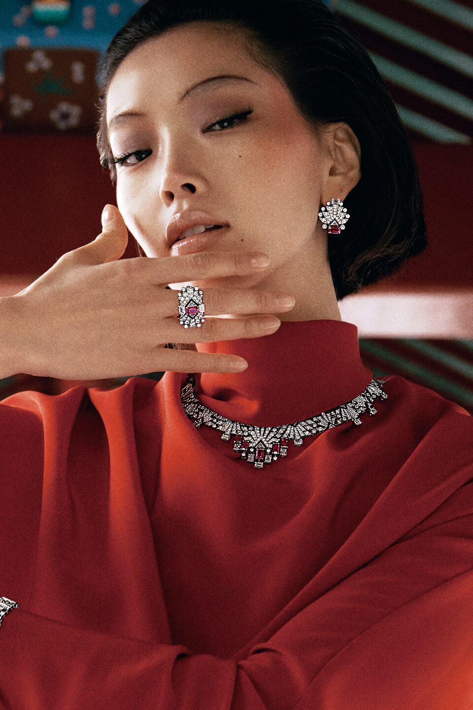 베이징의 정적 속, 까르띠에가 피워낸 사색적 아름다움 | 더블유 코리아 (W Korea)